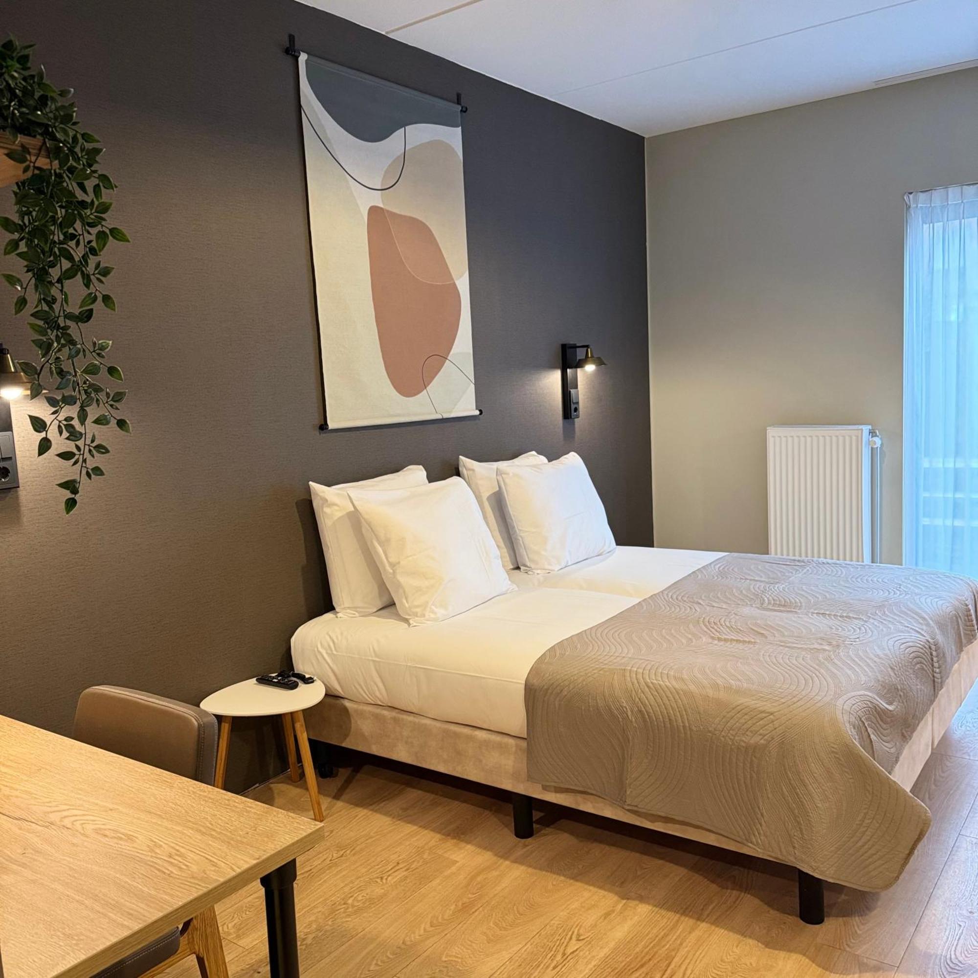 Hotel Emilia Kaatsheuvel Kültér fotó
