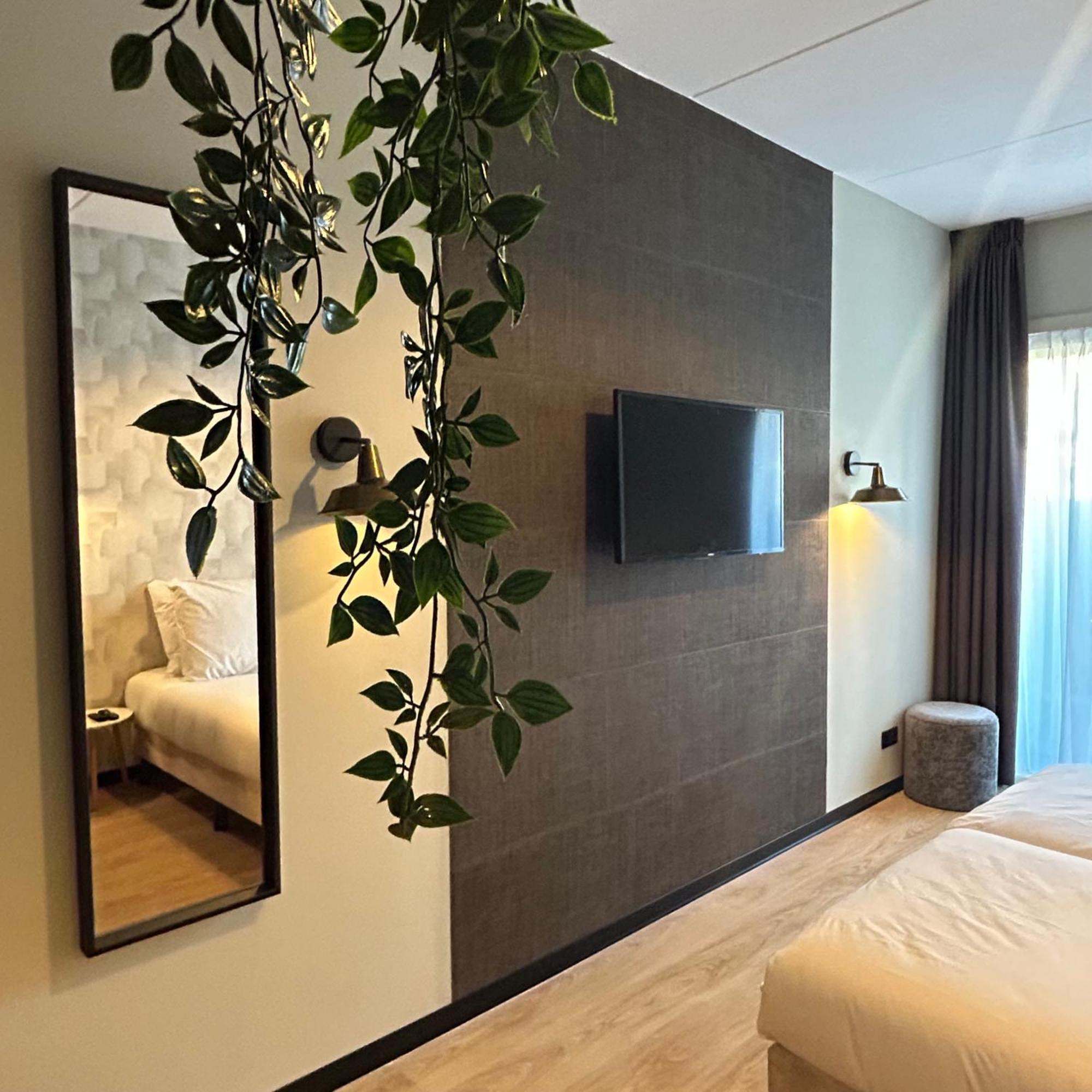 Hotel Emilia Kaatsheuvel Kültér fotó