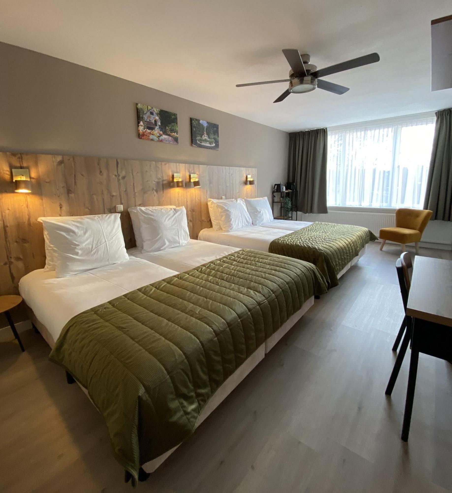 Hotel Emilia Kaatsheuvel Kültér fotó